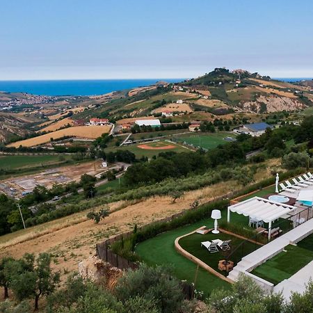 B&B & Spa Novantadieci Club (Adults Only) Atri Buitenkant foto