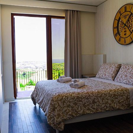 B&B & Spa Novantadieci Club (Adults Only) Atri Buitenkant foto
