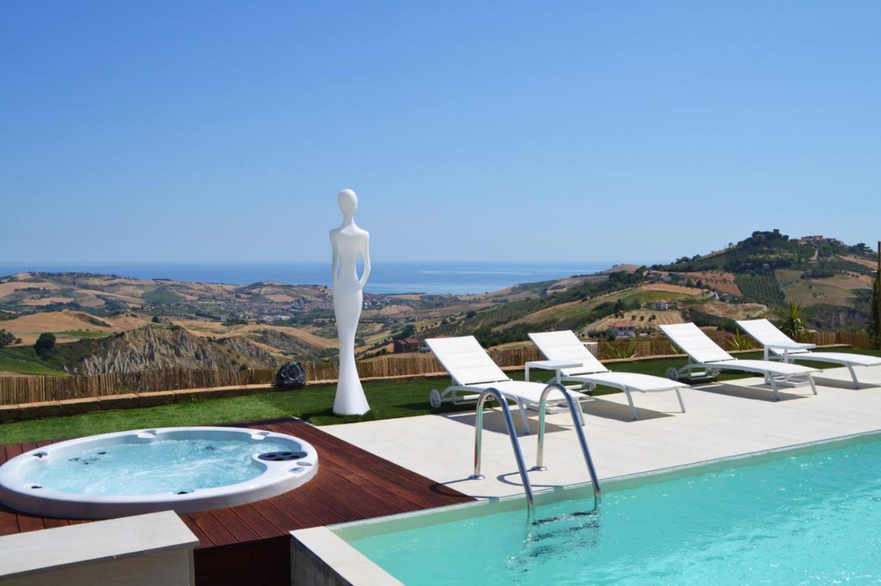 B&B & Spa Novantadieci Club (Adults Only) Atri Buitenkant foto