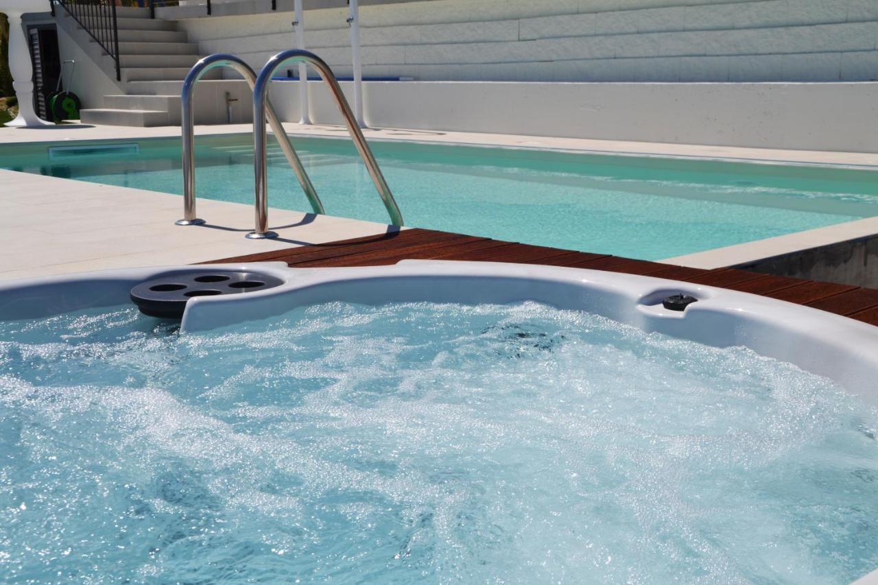 B&B & Spa Novantadieci Club (Adults Only) Atri Buitenkant foto