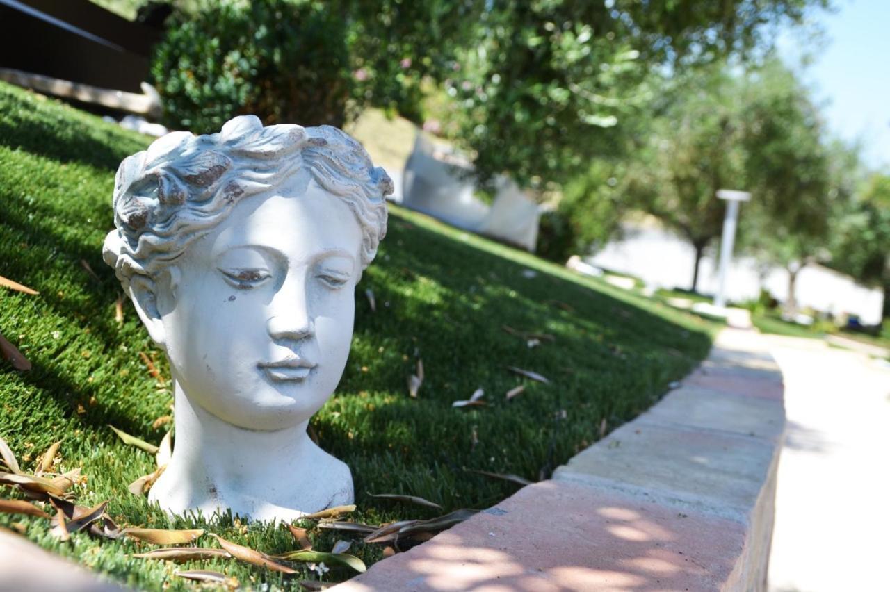 B&B & Spa Novantadieci Club (Adults Only) Atri Buitenkant foto