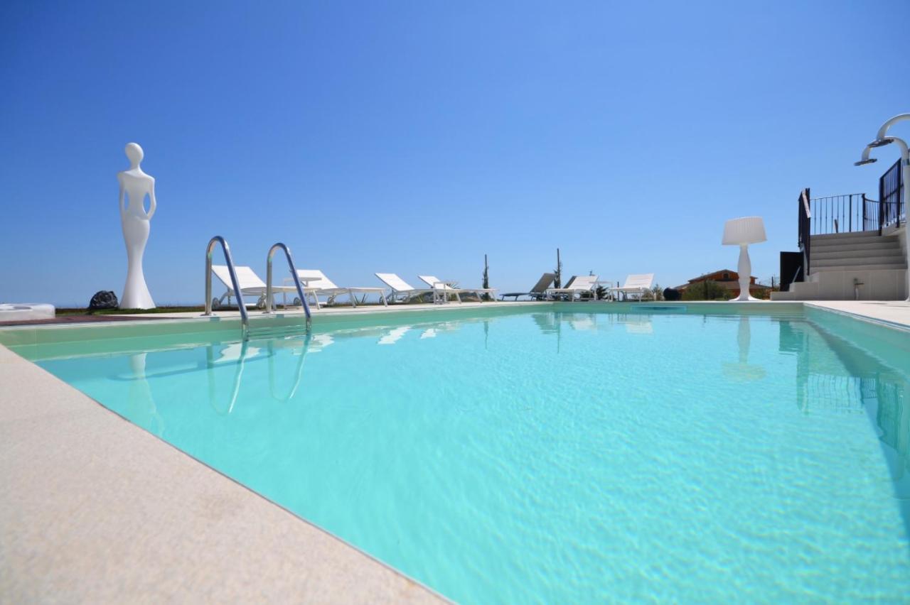 B&B & Spa Novantadieci Club (Adults Only) Atri Buitenkant foto