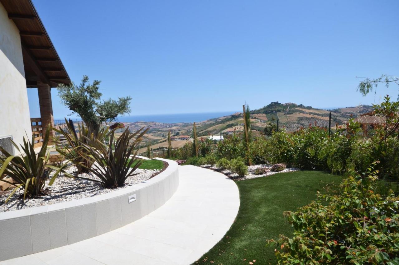 B&B & Spa Novantadieci Club (Adults Only) Atri Buitenkant foto