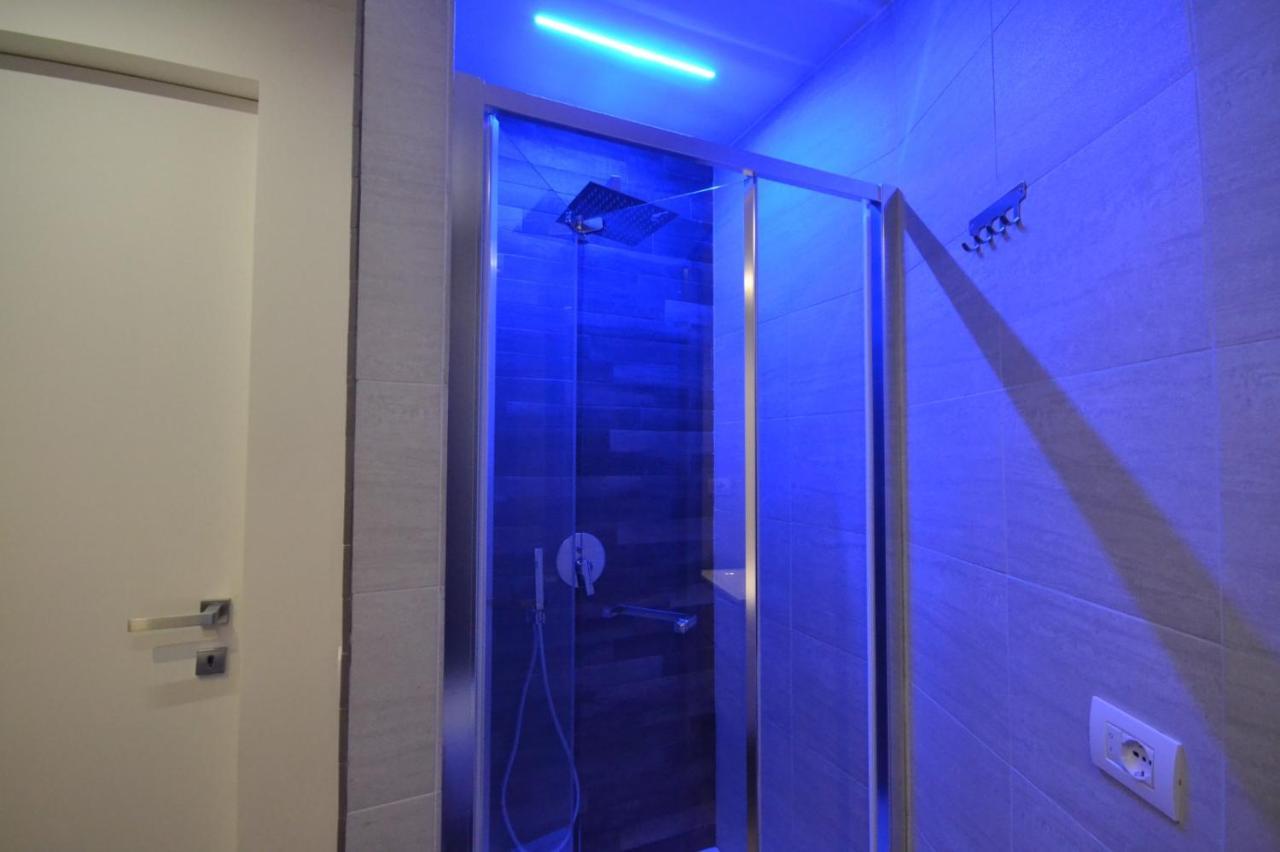 B&B & Spa Novantadieci Club (Adults Only) Atri Buitenkant foto
