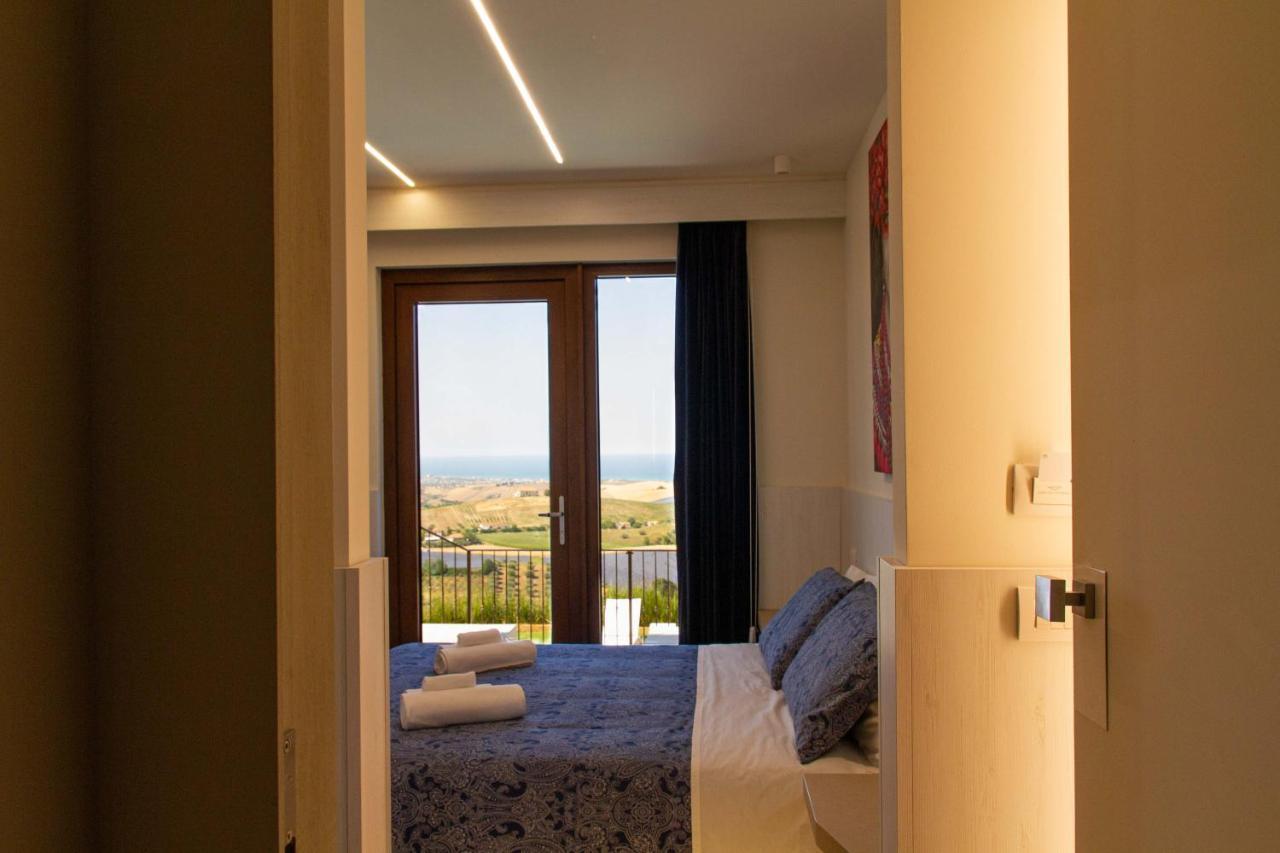 B&B & Spa Novantadieci Club (Adults Only) Atri Buitenkant foto