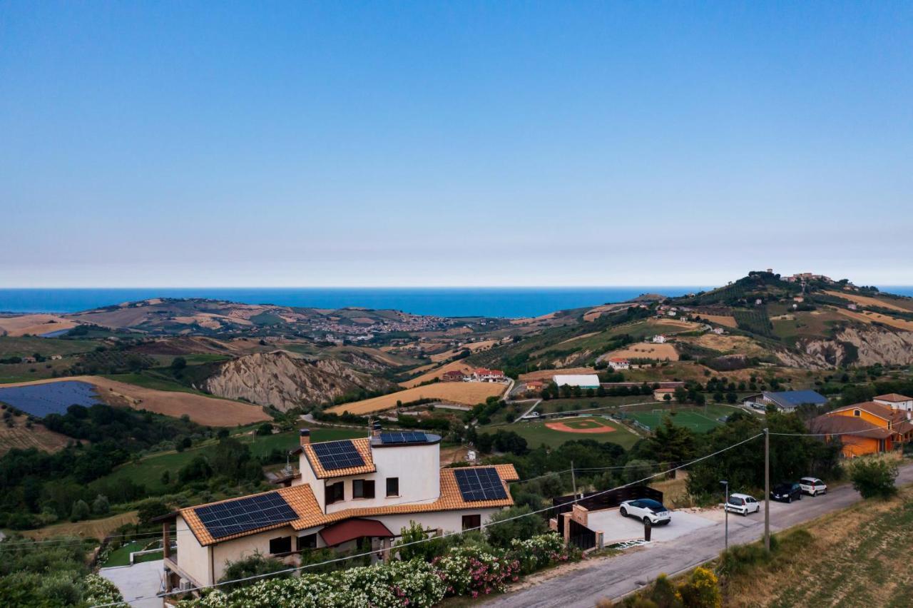 B&B & Spa Novantadieci Club (Adults Only) Atri Buitenkant foto