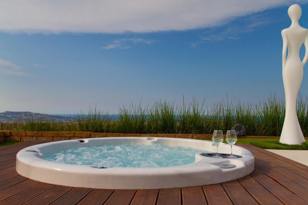 B&B & Spa Novantadieci Club (Adults Only) Atri Buitenkant foto