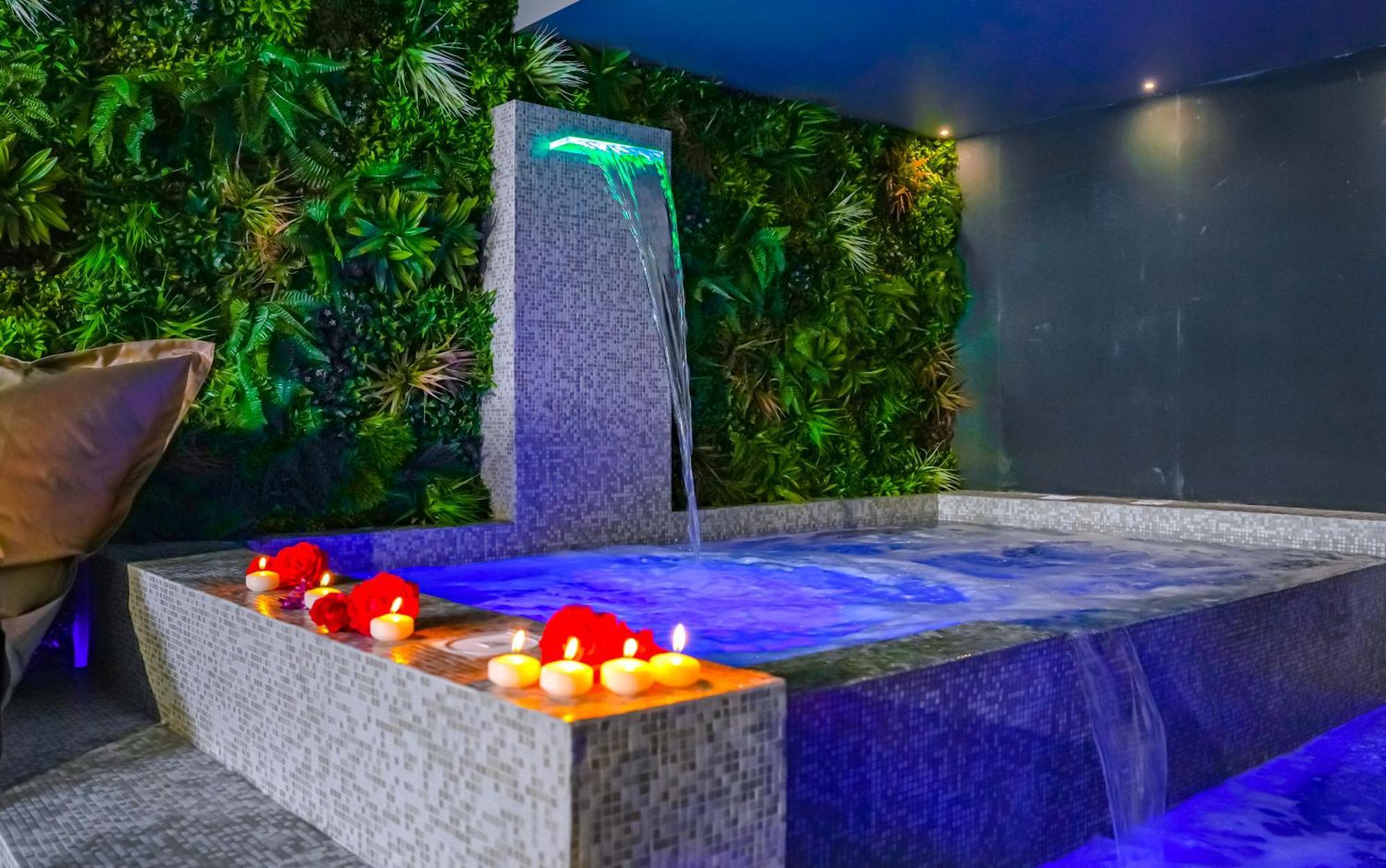 B&B & Spa Novantadieci Club (Adults Only) Atri Buitenkant foto